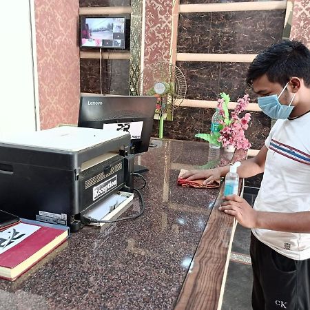 Hotel Prakash Regency Hapur Экстерьер фото