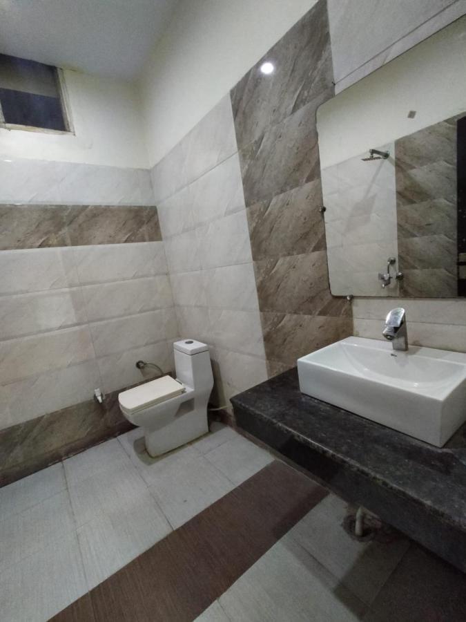 Hotel Prakash Regency Hapur Экстерьер фото