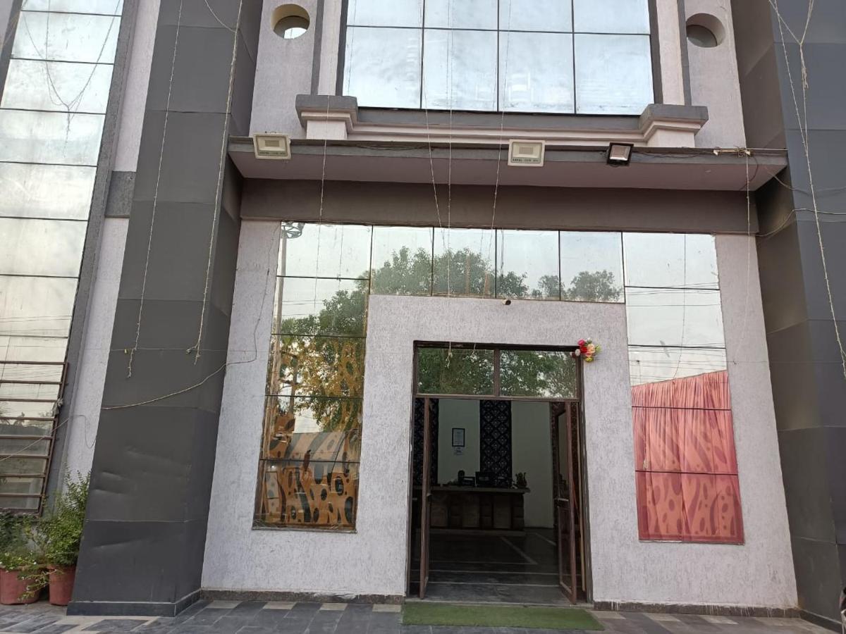 Hotel Prakash Regency Hapur Экстерьер фото